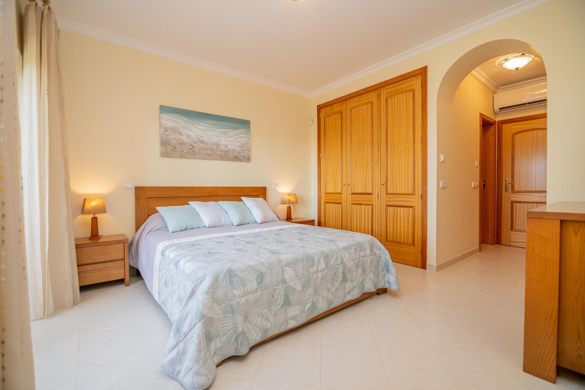 Estômbar Quinta Da Boa Nova - Cheerful And Spacious 2-Bedroom Duplex מראה חיצוני תמונה