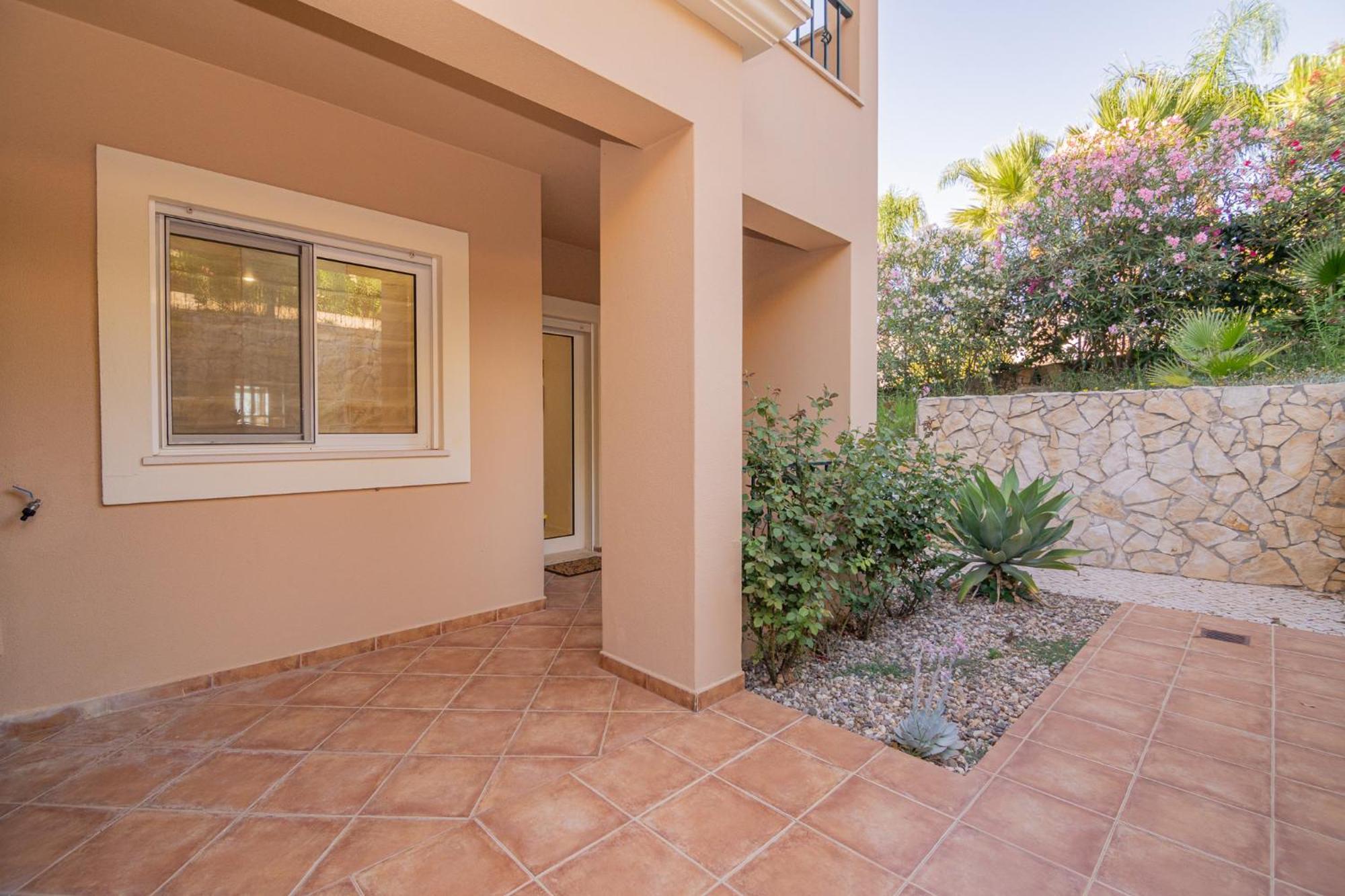 Estômbar Quinta Da Boa Nova - Cheerful And Spacious 2-Bedroom Duplex מראה חיצוני תמונה