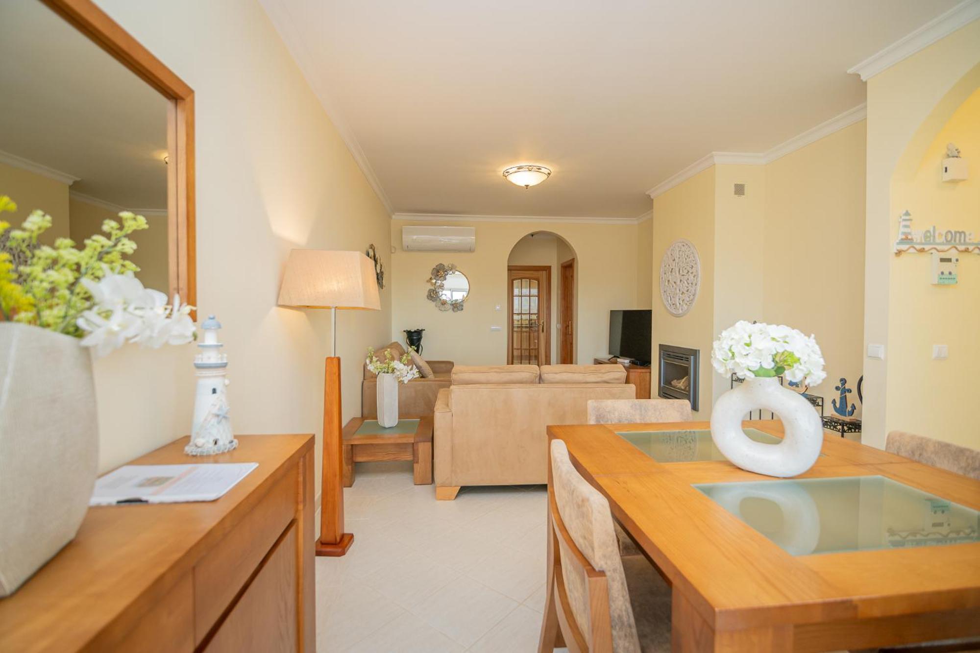 Estômbar Quinta Da Boa Nova - Cheerful And Spacious 2-Bedroom Duplex מראה חיצוני תמונה