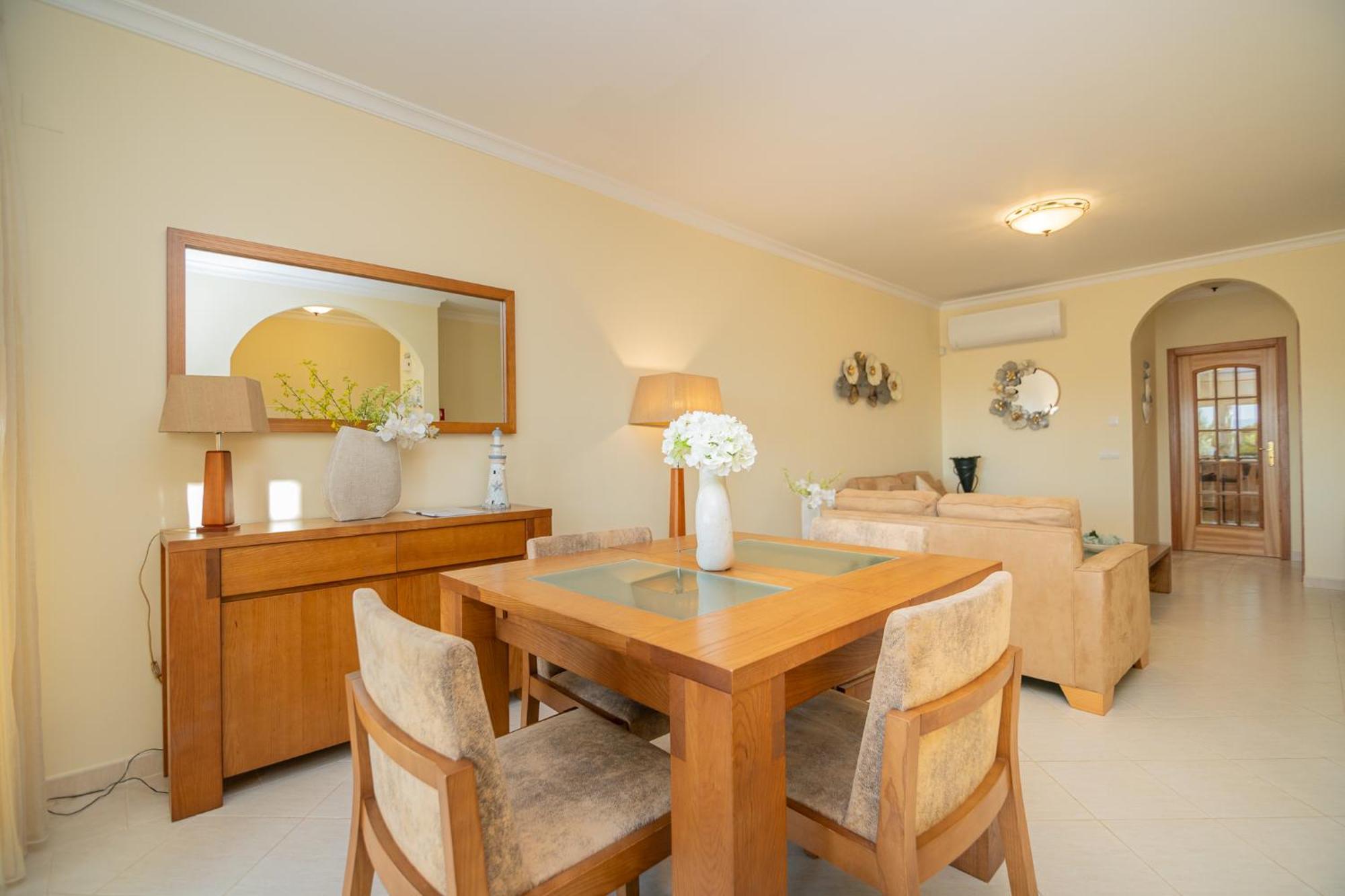 Estômbar Quinta Da Boa Nova - Cheerful And Spacious 2-Bedroom Duplex מראה חיצוני תמונה