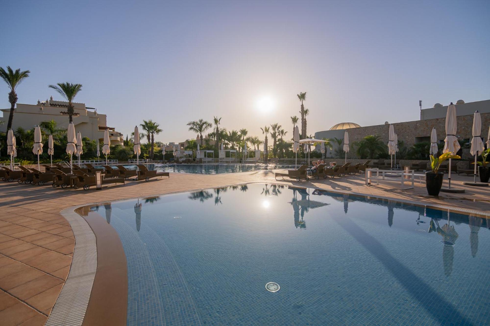 Estômbar Quinta Da Boa Nova - Cheerful And Spacious 2-Bedroom Duplex מראה חיצוני תמונה
